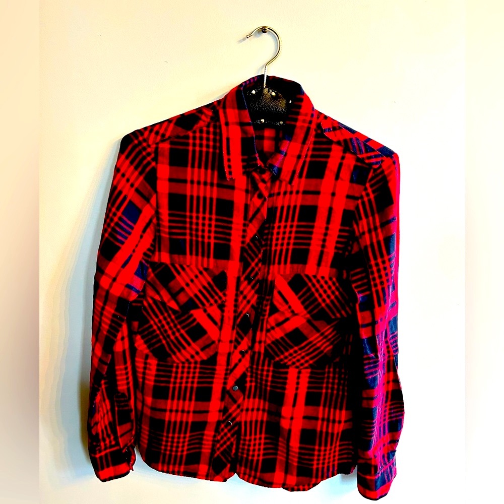 Zara red and black plaid shirt! ✌️
